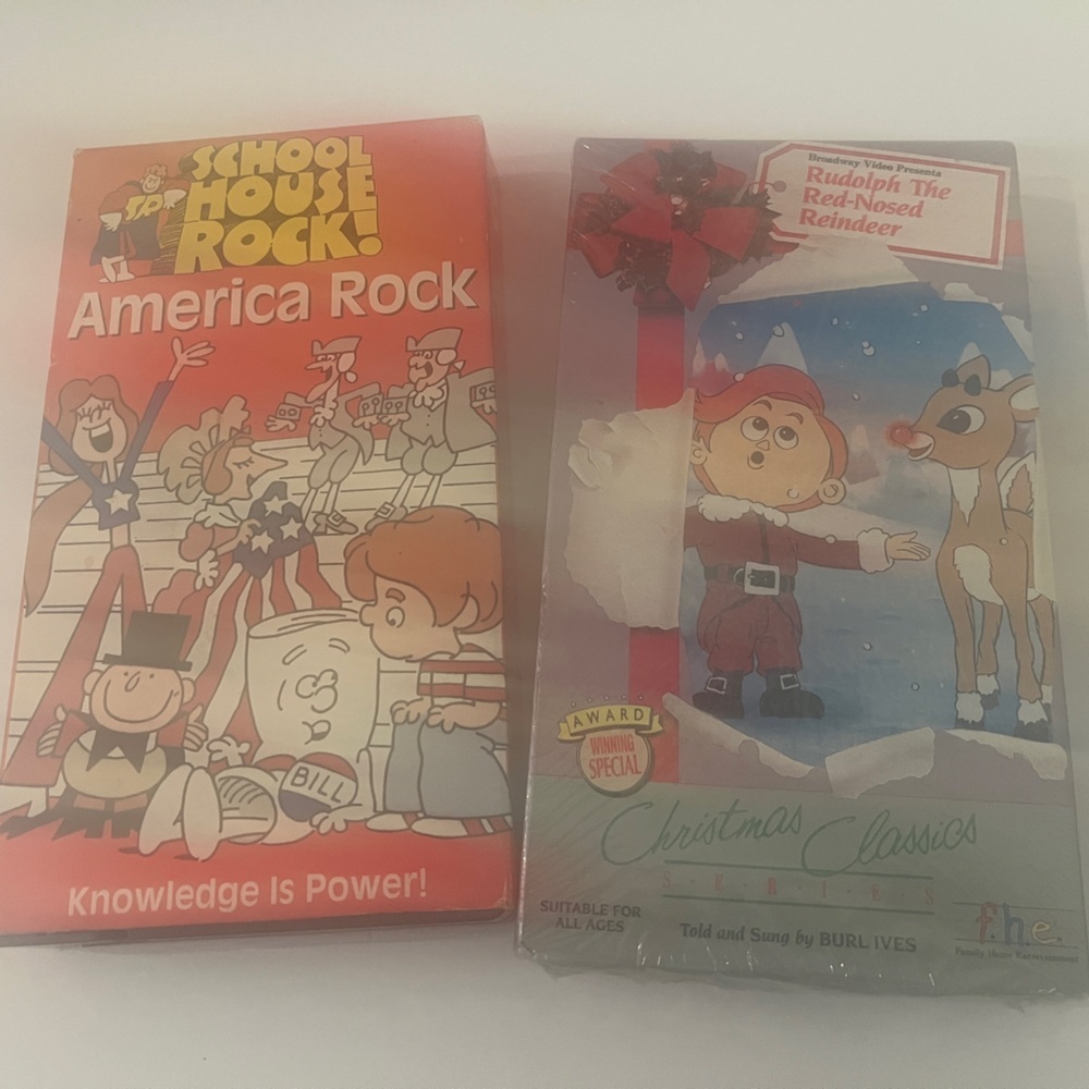 Vintage VHS Tapes Lot. Schoolhouse Rock America Rock + Rudolph Red-Nosed